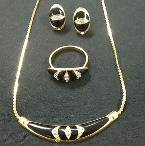 Vintage 4-piece faux gold jewelry set